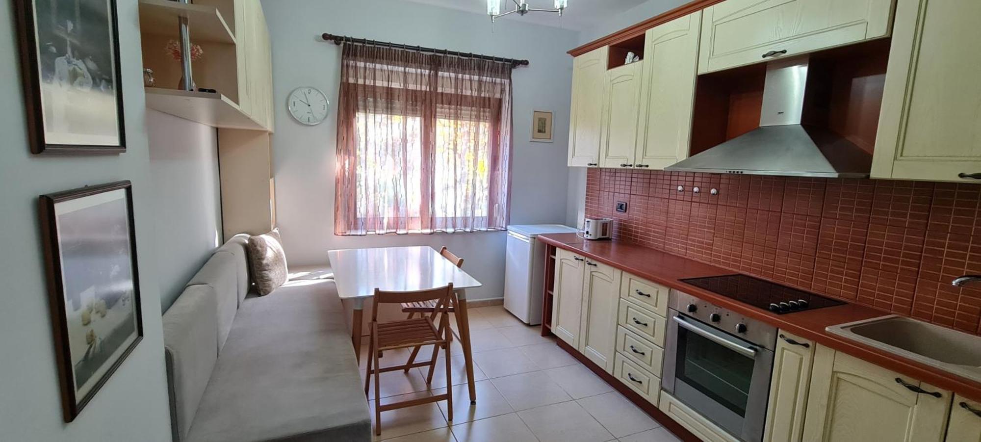 2v1- Center Dp Apartment